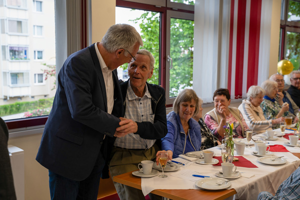 WIS-Geschäftsführer begrüßte alle Anwesenden beim Jubiläumsfest 20 Jahre Spreewaldhaus Lübbenau persönlich